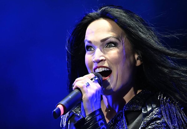1. Tarja Turunen hangi grupla tanınmıştır?