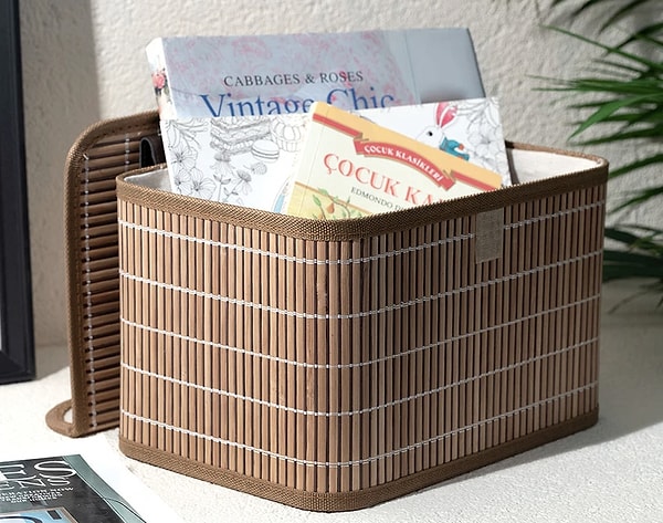 English Home Bambu Saklama Kutusu, mutfağınızdaki düzeni şık bir şekilde sağlıyor.