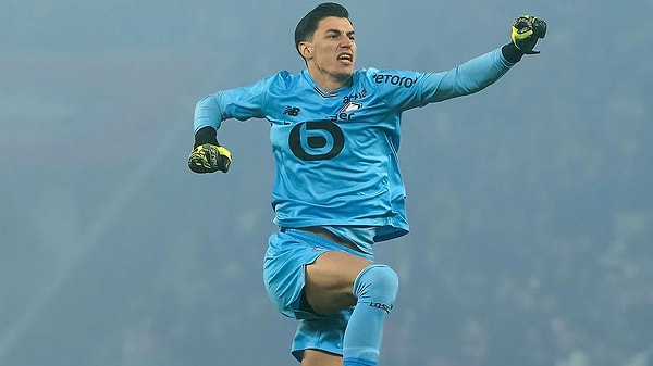 Birçok kariyerli ismi geride bıraktı.