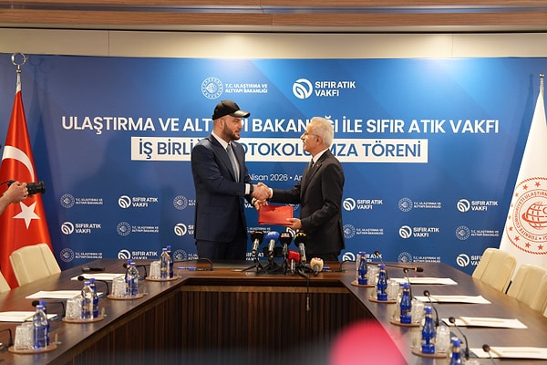 Sıfır Atık yaklaşımı, çevre politikalarının dışında; üretimden tüketime, şehirleşmeden ulaşıma kadar tüm sistemleri dönüştüren bütüncül yaklaşım olarak öne çıkmaktadır.