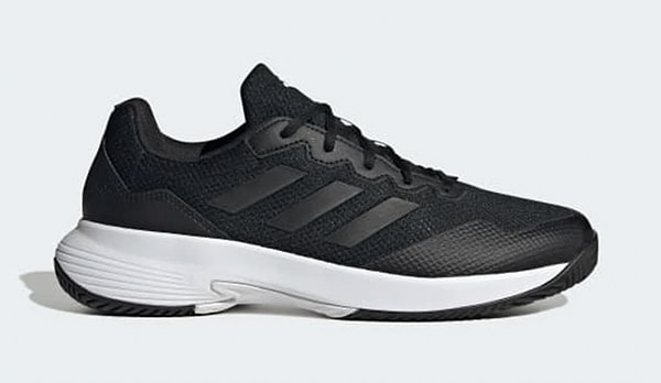 adidas Gamecourt 2 Spor Ayakkabı, %50 indirimle 3.999 TL yerine 1.999 TL’ye indi!