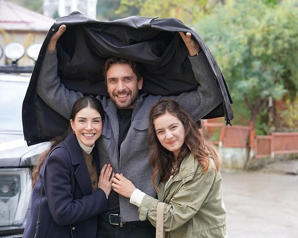 Ever since its debut, the TV series "This Sea Will Overflow" has been among the most-watched programs on TRT 1, and with each episode, it has created quite a stir on social media.