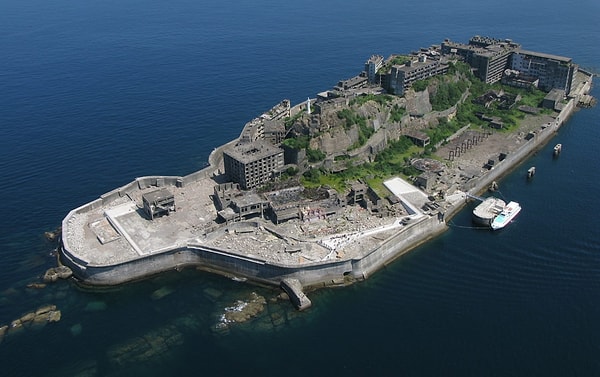 Hashima, 2009’dan sonra sınırlı şekilde turizme açıldı.