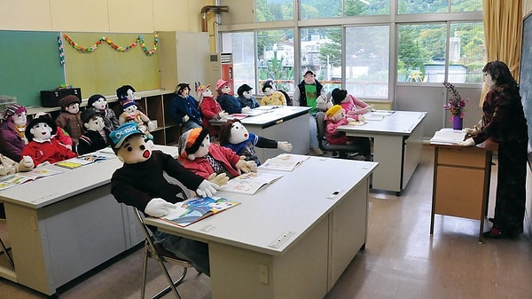 Nagoro’nun en dikkat çeken noktalarından biri eski köy okulu.
