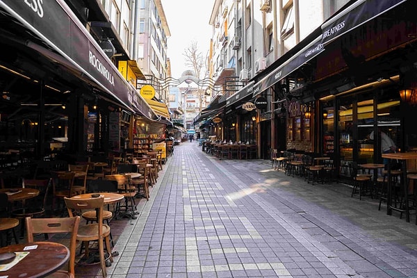 SSS: Kadıköy Barlar Sokağı Hakkında Merak Edilenler