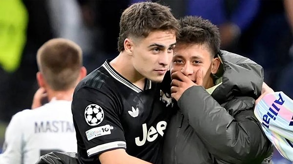 Juventus, Kenan'la sözleşmesini 2030'a kadar uzatmıştı.