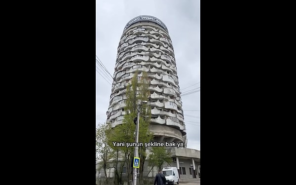 Distopik görüntüsüyle hem ürküten hem hayran bırakan Romanita Kulesi hakkında birkaç bilgi;