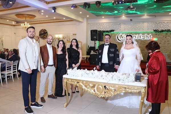 Bu orijinal fikir sayesinde düğün bütçesine ciddi bir katkı sağlayan Ramazan Bekrek, süreci şu sözlerle anlattı: