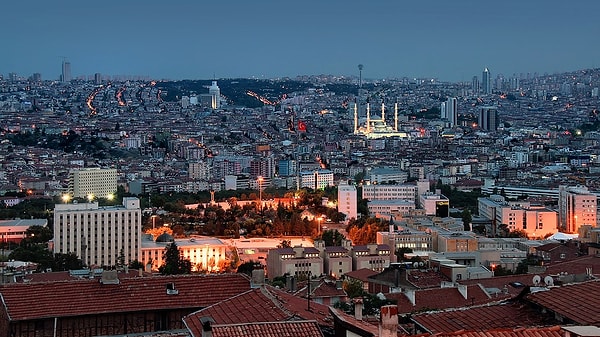 Kişi başına düşen borçta ise Ankara liderliği bırakmadı.