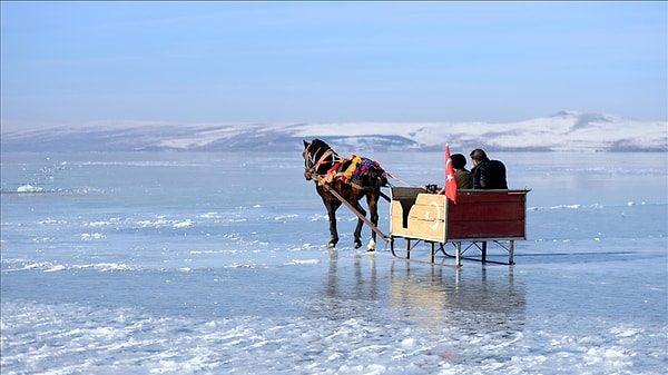 Çıldır Gölü: Buzul Festivallerin Merkezi