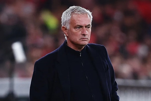 The shared opinion of Perez and Mourinho: La Liga is favoring Barcelona.