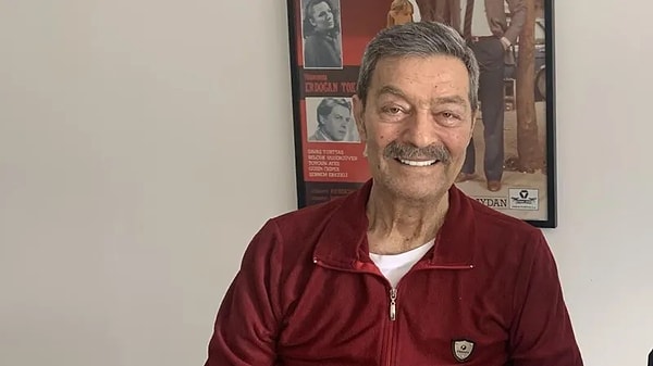 News from Kadir İnanır has left his fans in a state of worry. It has come to light that the seasoned actor, considered one of the living legends of Turkish cinema, was abruptly taken ill and rushed to the hospital last night.