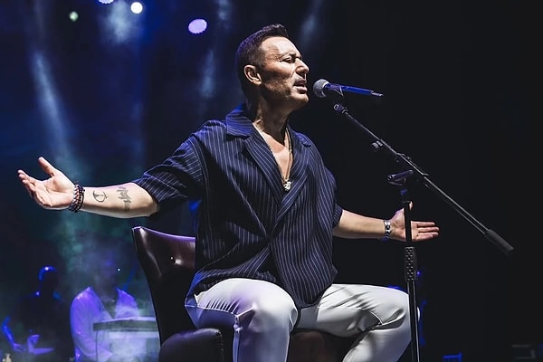 Mustafa Sandal'ın konuk sanatçı olduğu Saygı1 Spotify kriziyle gündemde.