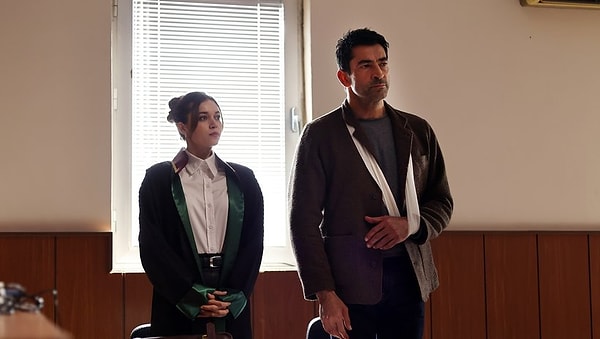 Atv ekranlarında yayınlanan A.B.İ. dizisi sezon yolculuğunu salı günlerinin zirvesinde tamamlıyor.