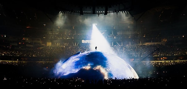 İstanbul, Kanye West'e hazırlanıyor.