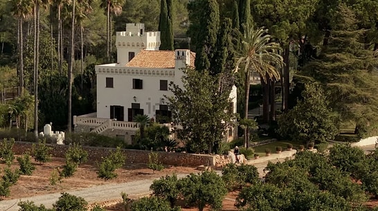 Massive Orange Farm with a Castle Is for Sale for €1.95M under One Condition