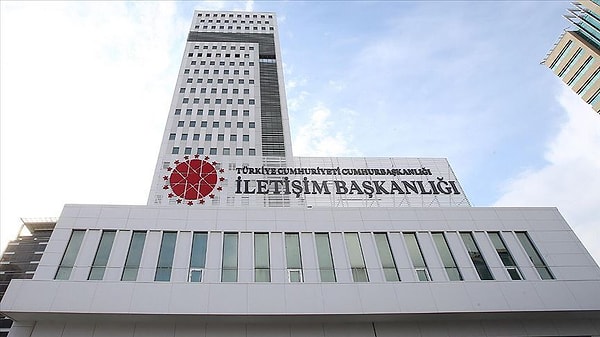 Türkiye Futbol Federasyonu’nun yeni sezonda yürürlüğe girecek düzenlemesiyle birlikte maçlarda İstiklal Marşı’nın okunmasının yasaklandığı iddia edilmişti.