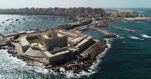 8. Qaitbay Kalesi.