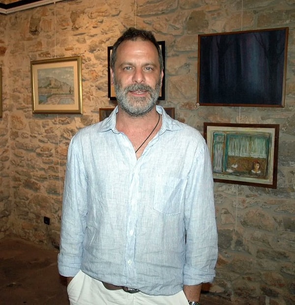 Son yılların en çok tartışılan magazin ve hukuk dosyalarından birinin merkezindeki isim olan Ozan Güven, geçtiğimiz günlerde Kadıköy'de yaşanan olayla yeniden gündeme oturdu.