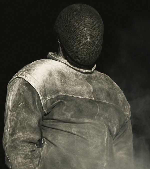 Kanye West'in İstanbul'da verdiği tarihi konser yalnızca kırılan rekorlar, dev sahne şovu ve 118 bini aşan seyirci sayısıyla değil, sosyal medyada gündem olan sürpriz isimlerle de konuşuldu.