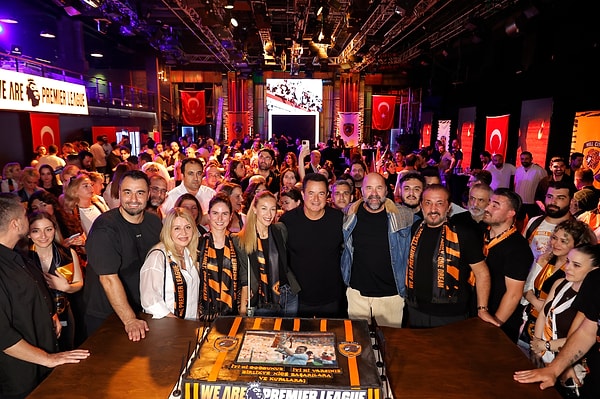 Acun'dan Hull City'nin elde ettiği başarıda emeği bulunan herkese teşekkür geldi.