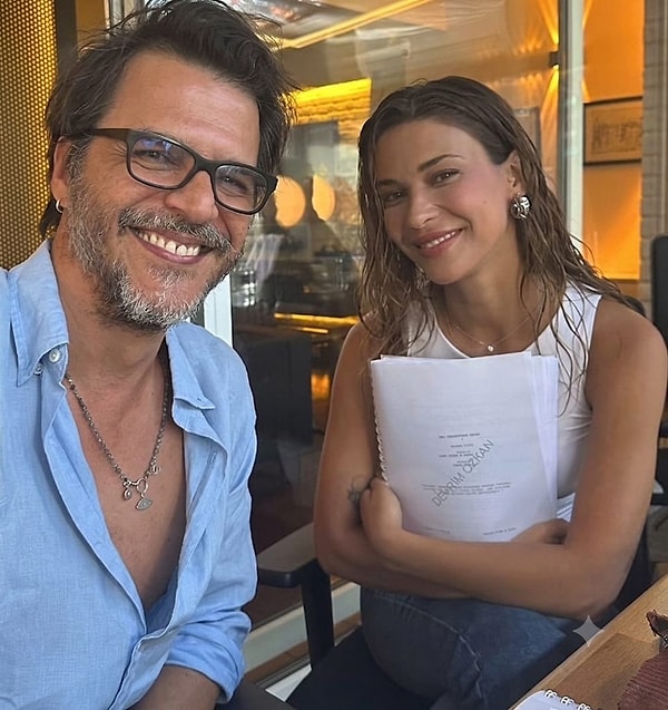 Filmin başrollerinde Mehmet Günsür ve Devrim Özkan yer alıyor.