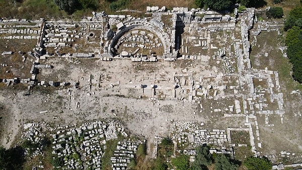 Yapılan Kazılarda Ortaya Çıkarılan Eserlerin Önemli Bir Kısmı Türk İslam Tarihine Işık Tutuyor