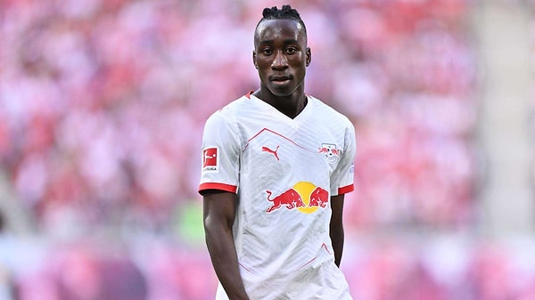 Leipzig'in genç santraforunun ismi devlerle anılıyor.