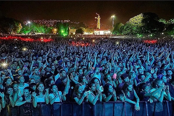 İstanbul'da Bu Hafta Sonu Hangi Rap Konserine Gidilir?