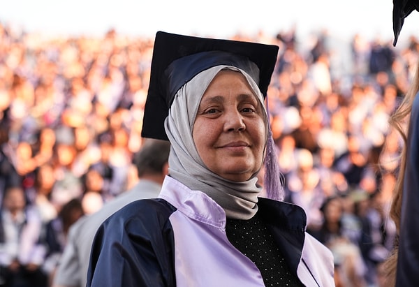 Nadide Kazmaz was compelled to leave university halfway through due to her battle with cancer.