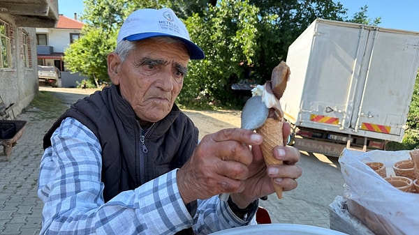 Hasan Yılmaz’ı köylerde bir efsane haline getiren en büyük özelliği, sattığı ürünlerin lezzeti ve doğallığı.