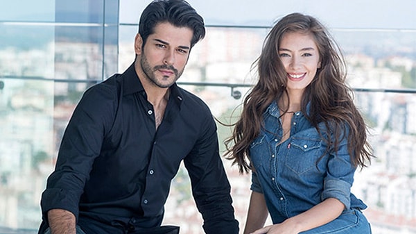 Burak Özçivit'in bir dizide başrol olacağını öğrenen izleyiciler, tepkilerin ardından partneri kim olacak sorusunu sormaya başladı.
