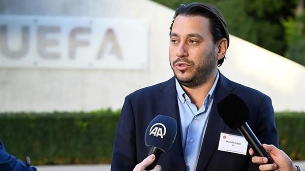Bu muhalif hareketin bayraktarlığını Süper Lig'in devleri Galatasaray ve Beşiktaş üstlenirken, Başakşehir de sürece çok güçlü bir destek veriyor.