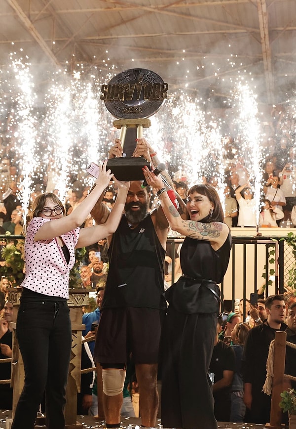 Aylar süren mücadelenin ardından Survivor 2026 şampiyonu Mert Nobre oldu.