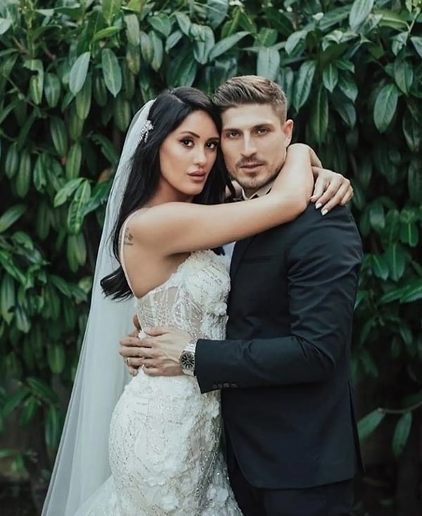 Shortly after her divorce, revelations made by Sahra Işık on her social media account shed light on far more serious events that transpired behind the scenes of the separation.