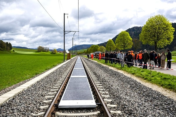 Bir Yıl Boyunca Test Edildi: 11 Binden Fazla Tren Üzerinden Geçti!