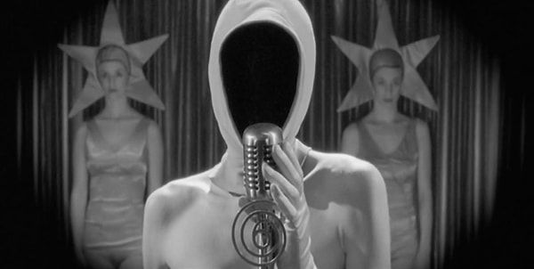 The Aerial / La Antena (2007)
