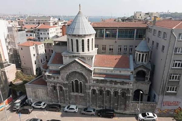 5. Galata Surp Krikor Lusavoriç Kilisesi