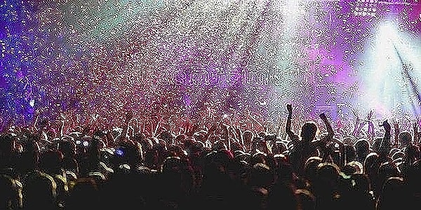 İstanbul'da Bu Hafta Sonu Hangi Alternatif Müzik Konserine Gidilir?