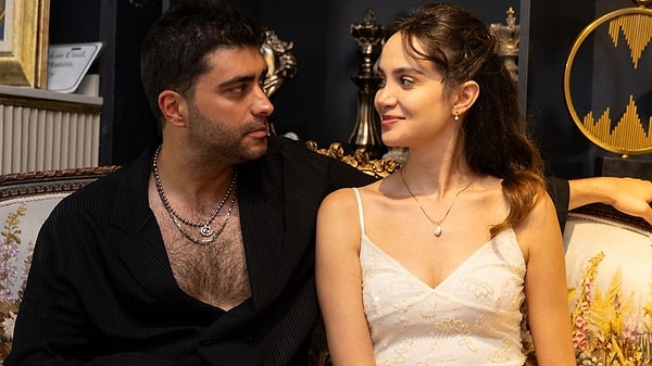 Kanal D’nin yeni sezon için hazırladığı, Süreç Film imzalı “Haysiyet” dizisi için afiş çekimi tamamlandı.