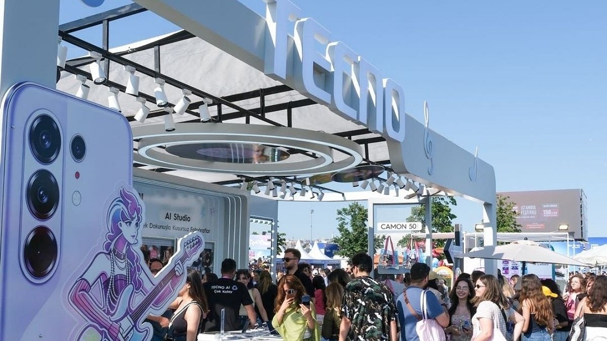 Manifestival’de TECNO Rüzgarı! Gençler Yapay Zekayla Kendi Şarkılarını Besteledi!