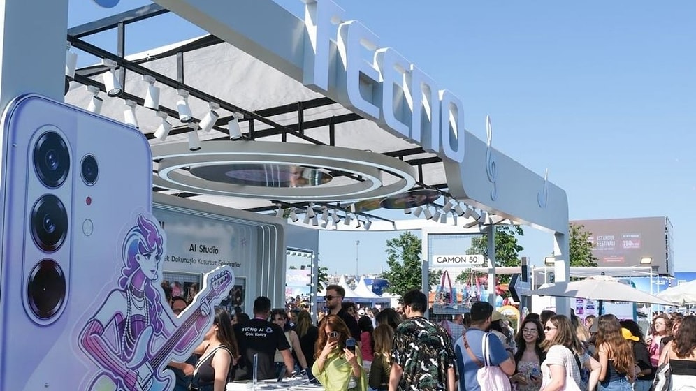 Manifestival’de TECNO Rüzgarı! Gençler Yapay Zekayla Kendi Şarkılarını Besteledi!