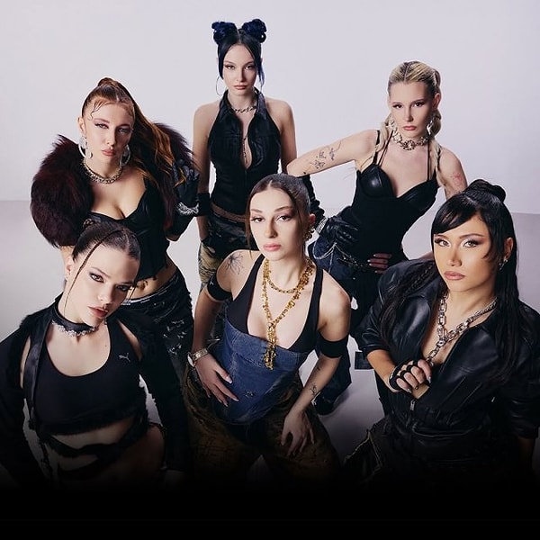 Following the BIG5 competition in Turkey, Manifest quickly rose to fame, becoming one of the most popular girl groups in the country. They not only make headlines with their songs and stage performances, but their personal lives also frequently capture the public's attention.
