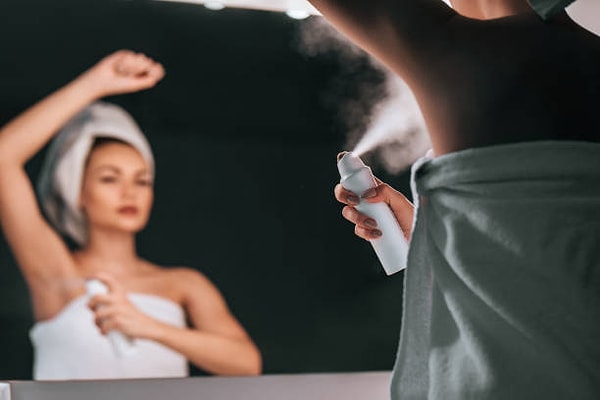 9. Antiperspirantın ne olduğunu bilin.