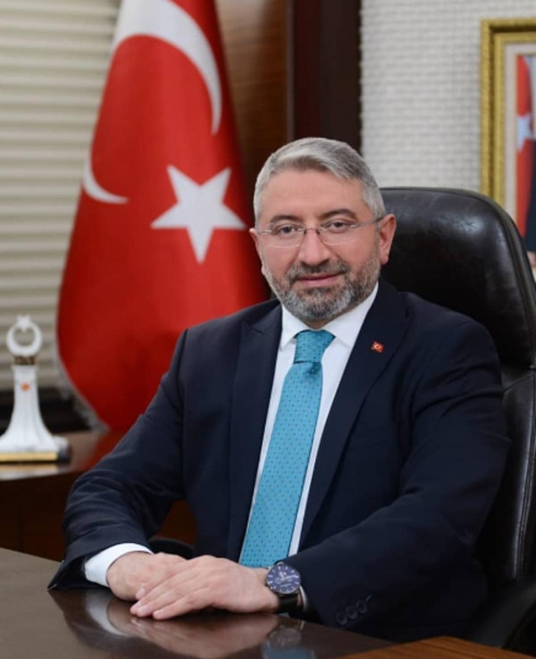 Halil İbrahim Aşgın ise Şehir Buluşmaları kapsamında vatandaşlarla bir araya geldi.