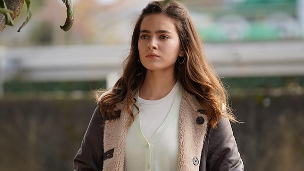 2. Yine Taşacak Bu Deniz'de rol alan Ava Yaman, 2. sırada yer aldı.