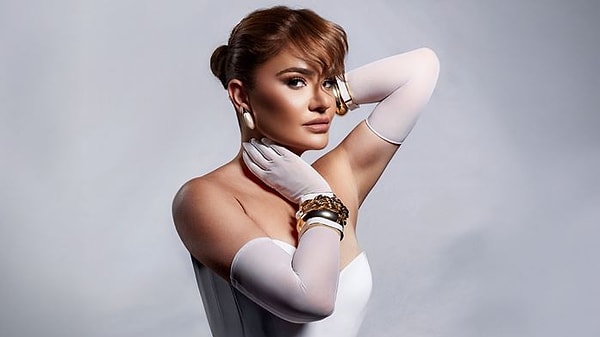 Derya Bedavacı konserine gitmelisin!