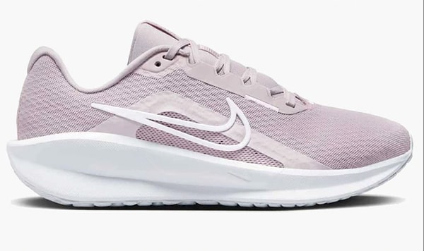 Nike Downshifter 13 kadın koşu ayakkabısı ''onedio30'' koduyla 3.899,00 TL yerine net 2.729,30 TL!