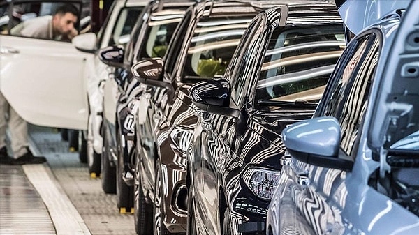 How is the car payment calculation done in the 'Home' system?