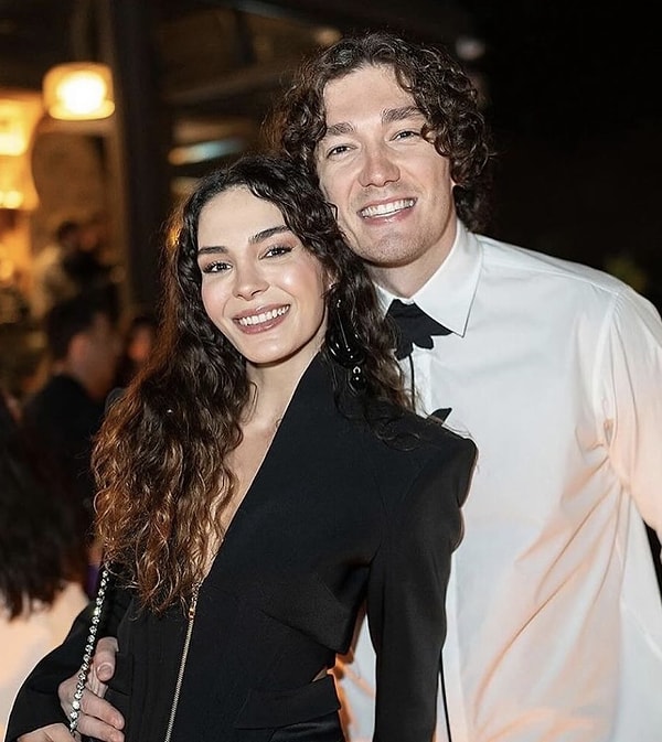 Ebru Şahin, a beloved actress of Turkish television, and Cedi Osman, a star player of the National Basketball Team, are among the most sought-after couples in the entertainment world, both for their successful careers and their exemplary marriage.